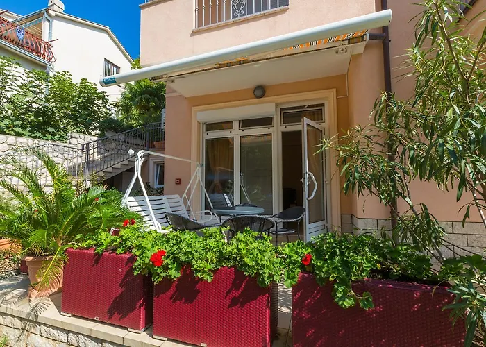 Amfora Apartment *