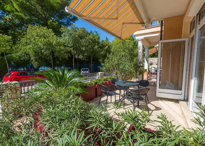 Apartment Amfora *